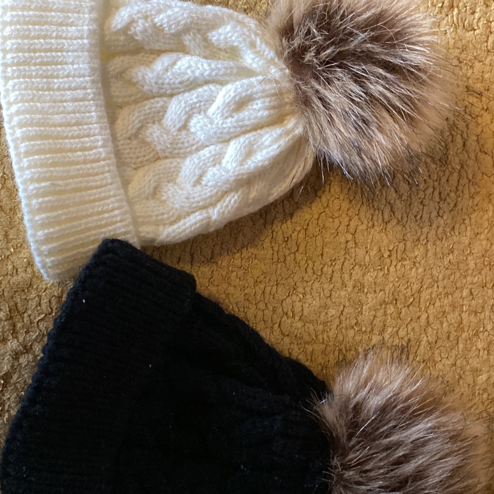 Cozy Knit Pom-Pom Beanie Set for Baby- Black & Cream